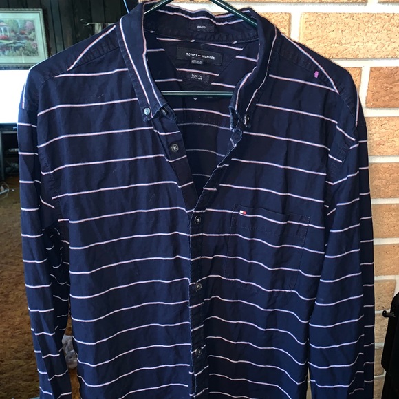 Tommy Hilfiger Dress Shirt Size XL - Picture 2 of 3